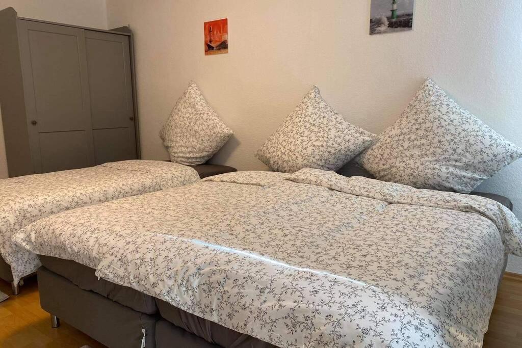 Beste Lage In Rostock: 2-Zimmerwohnung Mit Balkon Im 1.Og Exterior photo